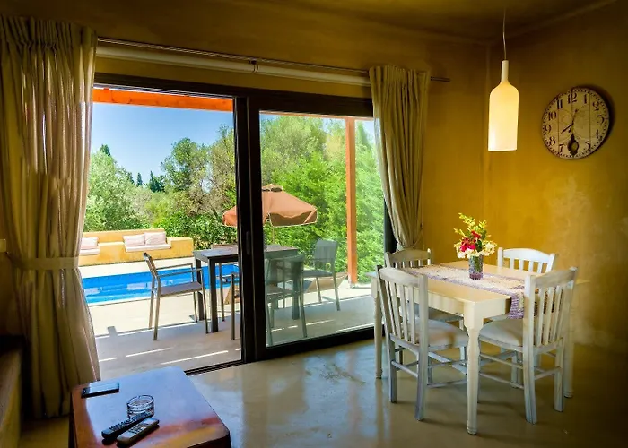 Sotiris ヴィラ スヴォロナータ